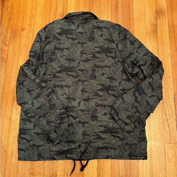 Element Camo Button front Women's  Size L(j5 - Picture 3 of 11